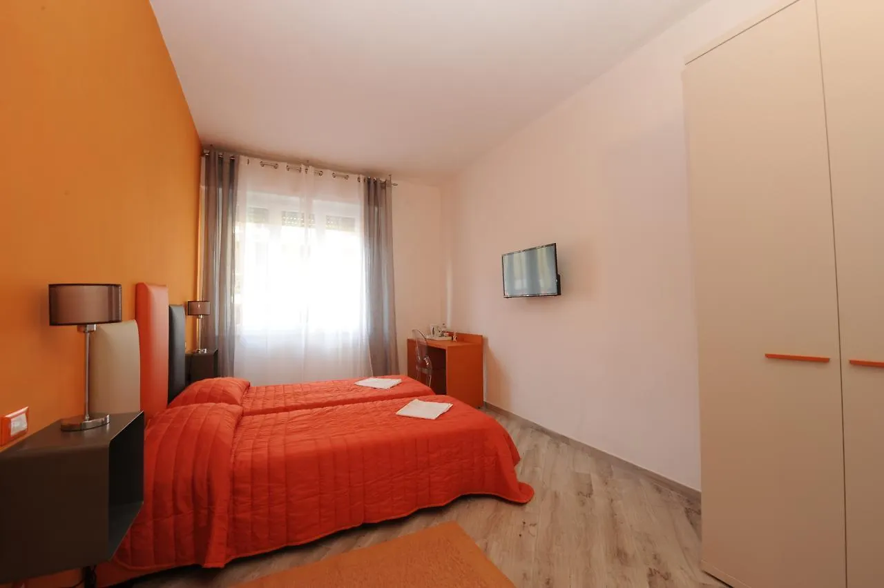 B&B Ariston Pisa Tower Italy